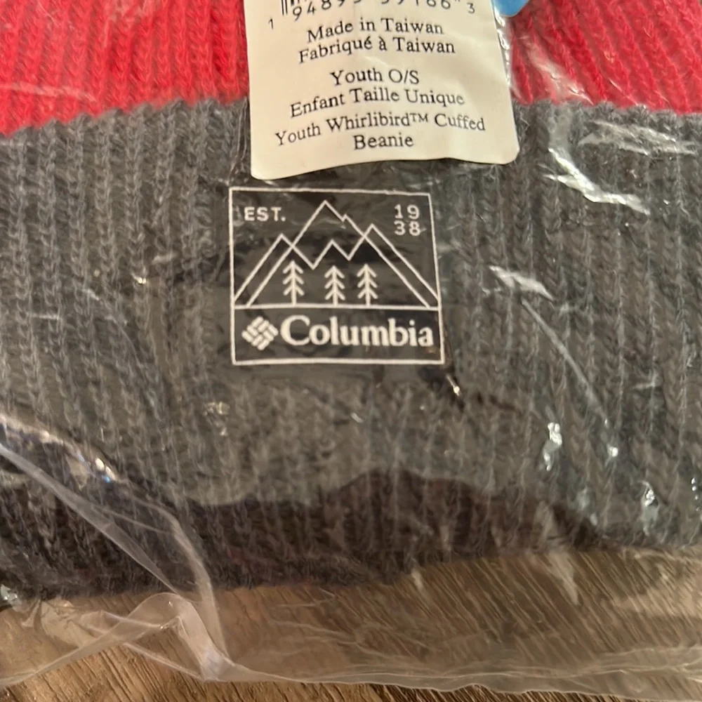 NWT • Columbia • whiribird cuffed Knit beanie